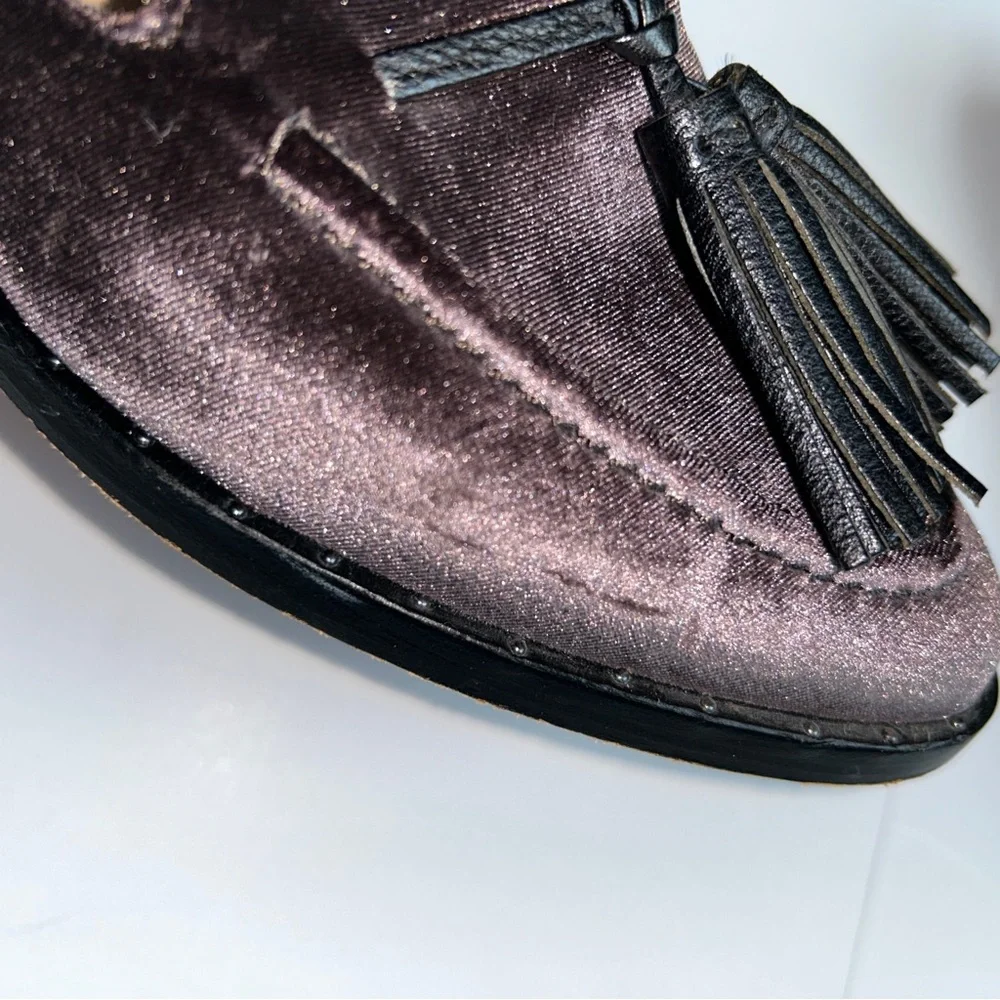 Vince Camuto Vero Cuoio Woman’s Plum Velvet‎ Loafers with Tassels sz 8M